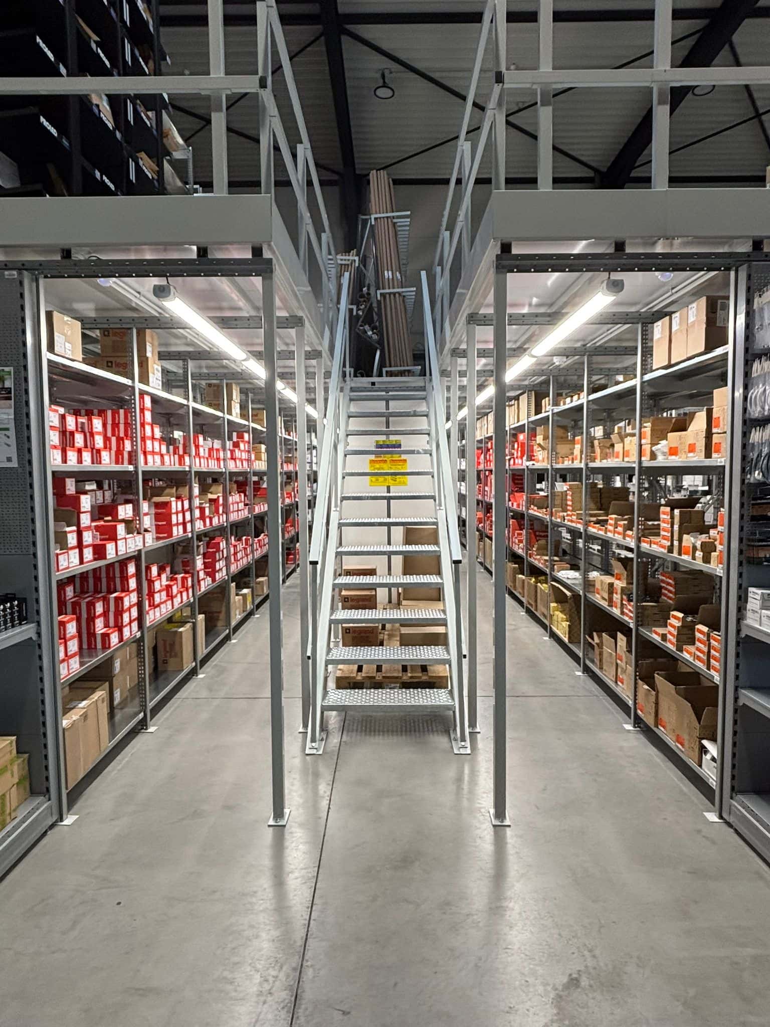 Magazijn van een technische groothandel die met MSG ERP Online werkt